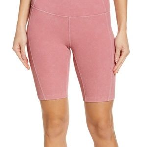 NWT-Zella Snow Wash Ribbed Bike Shorts- MAUVE